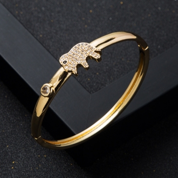 Cute Copper  Elephant Rhinestone  Bracelets For Women