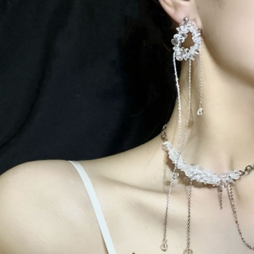  Chain Decor Flower Beading Earrings Design
