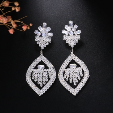 Designer Rhinestone Leaf Ladies Earrings