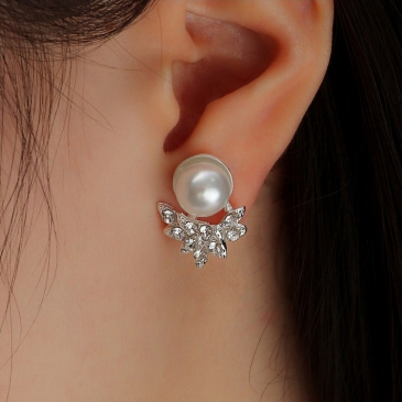 Temperament Faux-Pearl Rhinestone Stud Earrings