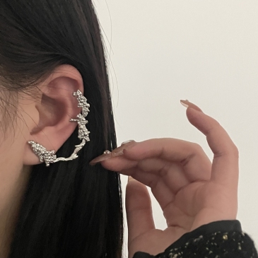 Trendy Rhinestone Women Ear Cuff Earrings