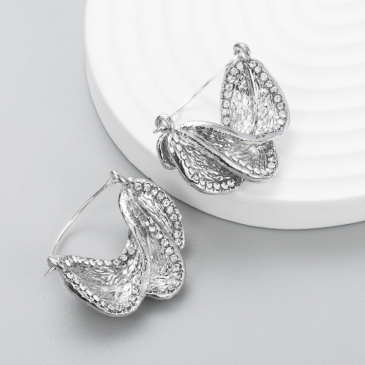 Urban Style Chic Ladies Rhinestone Leaf Earrings