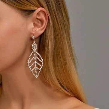 Versatile Rhinestone Leaves Pattern Women Earrings