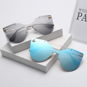 Modern Frameless Gradient Color Mirrored Sunglasses