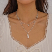  Retro Simple Pearl Pendant Necklace