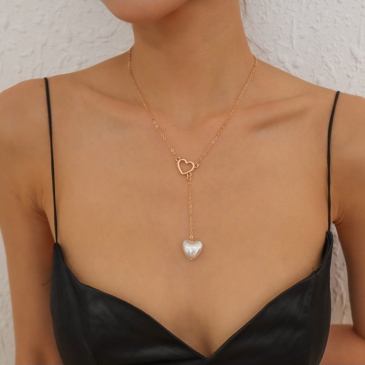  Simple Heart Pearl Shape Necklace
