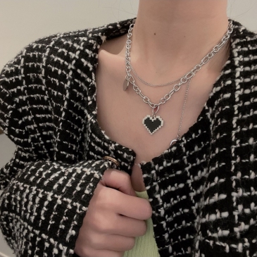 Cool Hip Hop Sense Black Heart Chain Necklace