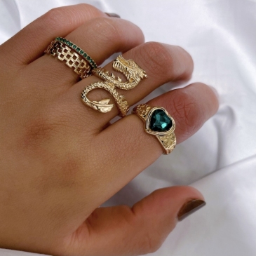 Hip Hop Ladies Dragon Heart Ring Sets 