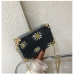 7Fashion Daisy Embroidery Straw Chain Shoulder Bags