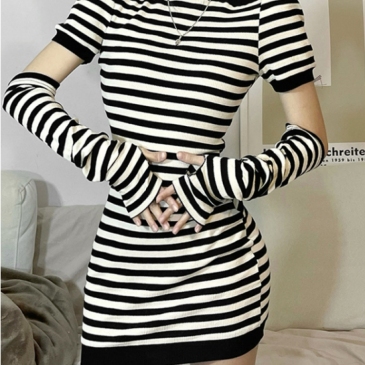 Fashionable Mock Neck Striped Sheath Dress