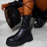 Fashionable Black Zipper Up Versatile Mid Calf Boots 