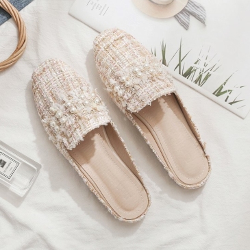 Faux Pearl Decor Closed Toe Cute Flats