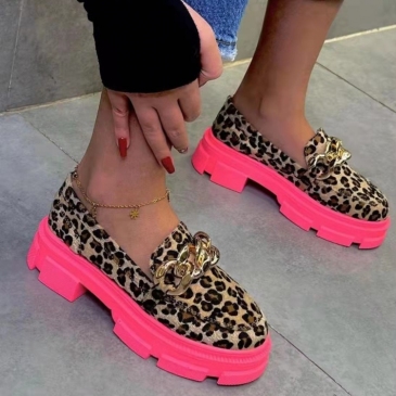 Leopard Contrast Color Ladies Slip On Shoes