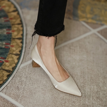 Pointed Toe Solid Slip On Heels