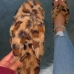 1Artificial Plush Leopard Solid Flip Flop Slippers