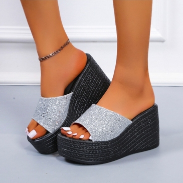 Shiny Peep-toe Platform Slippers