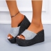 1Shiny Peep-toe Platform Slippers