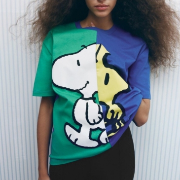  Contrast Color Dog  Printing T Shirts For Women